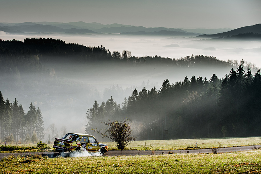 10 let fotografem české rally